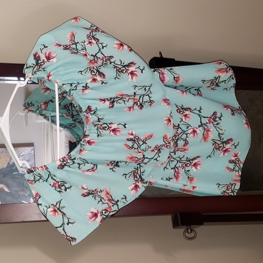 Off the Shoulder blouse